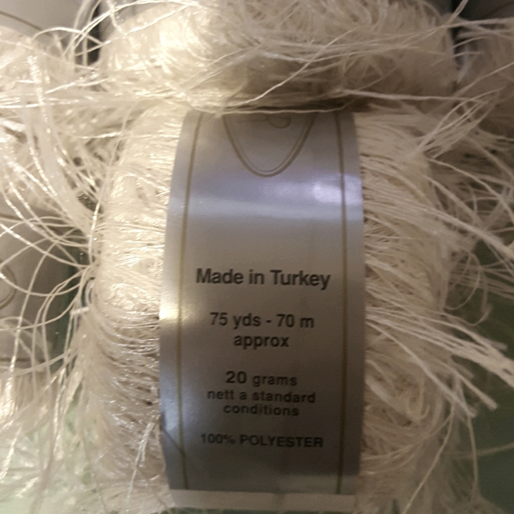 Flutter yarn.